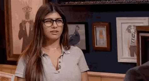 gifs mia khalifa|Mia Khalifa: Free Sex GIFs